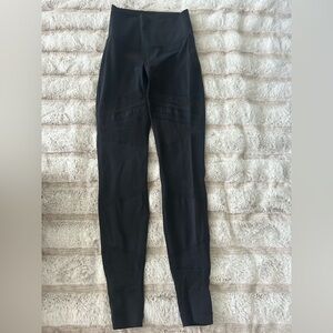 Black mesh yoga leggings